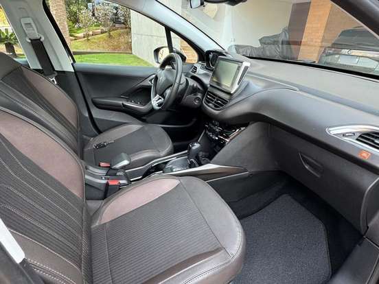 PEUGEOT-2008-1.6 16V THP FLEX GRIFFE INCONCERT 4P AUTOMÁTICO PEUGEOT-2008-2020