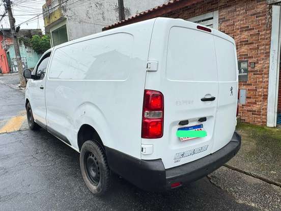 PEUGEOT-EXPERT-2022