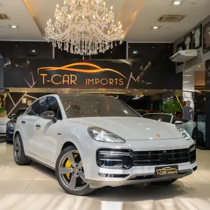 PORSCHE-CAYENNE-2022