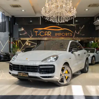 PORSCHE-CAYENNE-2022
