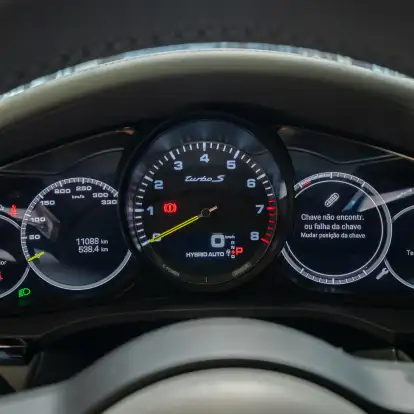 PORSCHE-CAYENNE-2022