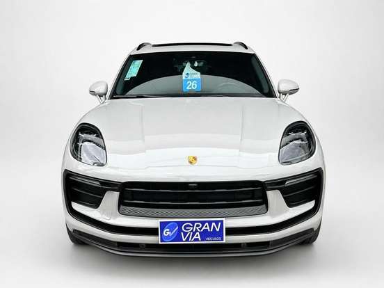 PORSCHE-MACAN-2025