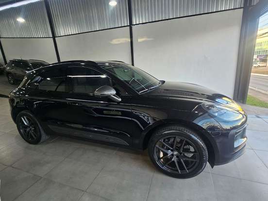 PORSCHE-MACAN-2023