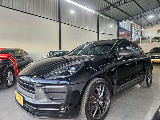 PORSCHE-MACAN-2023