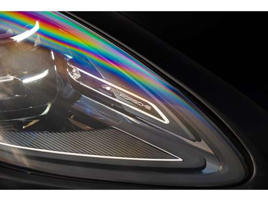 PORSCHE-MACAN-2023