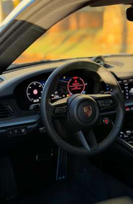 PORSCHE-911-2025