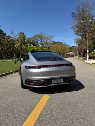 PORSCHE-911-2023