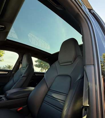 PORSCHE-CAYENNE-2023