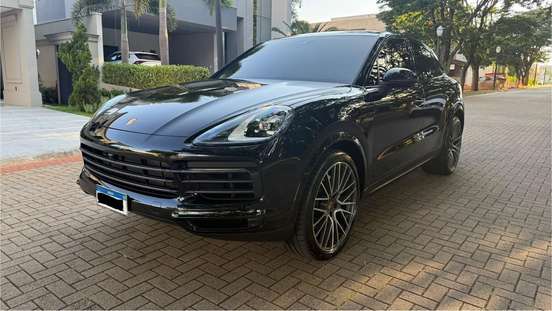 PORSCHE-CAYENNE-2023