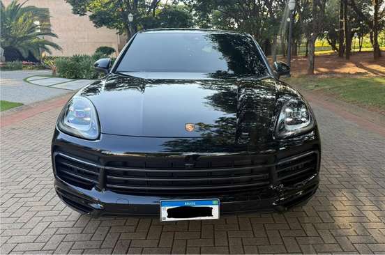 PORSCHE-CAYENNE-2023