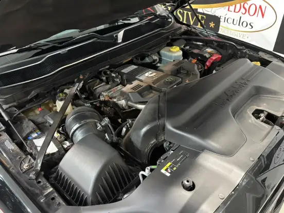 RAM-2500-6.7 I6 TURBO DIESEL NIGHT EDITION CD 4X4 AUTOMÁTICO RAM-2500-2020