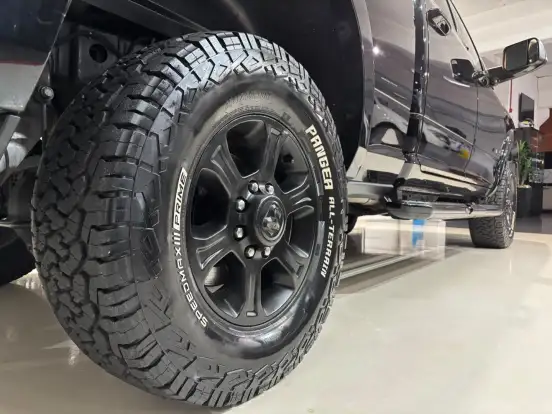 RAM-2500-6.7 I6 TURBO DIESEL NIGHT EDITION CD 4X4 AUTOMÁTICO RAM-2500-2020