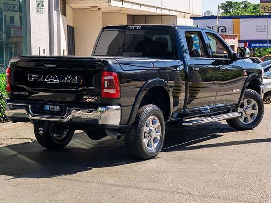 RAM-2500-6.7 I6 TURBO DIESEL LARAMIE CD 4X4 AUTOMÁTICO RAM-2500-2021