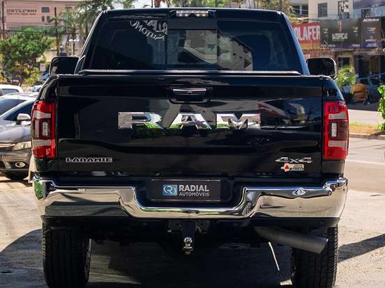 RAM-2500-6.7 I6 TURBO DIESEL LARAMIE CD 4X4 AUTOMÁTICO RAM-2500-2021