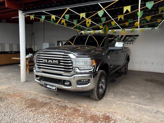 RAM 3500 6.7 I6 TURBO DIESEL LIMITED LONGHORN CD 4X4  AUTOMÁTICO