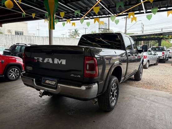 RAM-3500-6.7 I6 TURBO DIESEL LIMITED LONGHORN CD 4X4 AUTOMÁTICO RAM-3500-2024
