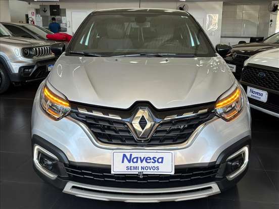 RENAULT-CAPTUR-2021