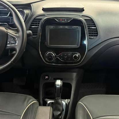 RENAULT-CAPTUR-2019