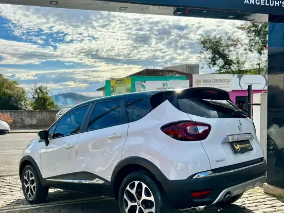 RENAULT-CAPTUR-2.0 16V HI-FLEX INTENSE AUTOMÁTICO RENAULT-CAPTUR-2020