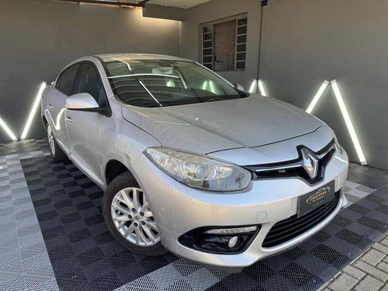 RENAULT FLUENCE 2.0 DYNAMIQUE PLUS 16V FLEX 4P AUTOMÁTICO