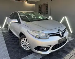 RENAULT FLUENCE 2.0 DYNAMIQUE PLUS 16V FLEX 4P AUTOMÁTICO RENAULT FLUENCE 2.0 DYNAMIQUE PLUS 16V FLEX 4P AUTOMÁTICO