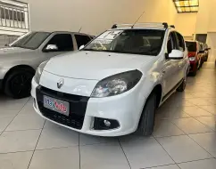 RENAULT SANDERO 1.6 PRIVILÉGE 16V FLEX 4P AUTOMÁTICO RENAULT SANDERO 1.6 PRIVILÉGE 16V FLEX 4P AUTOMÁTICO