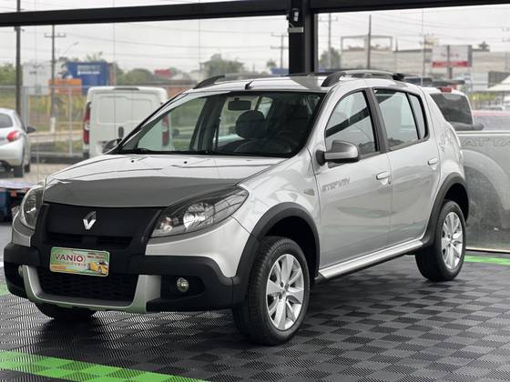 RENAULT SANDERO 1.6 STEPWAY 8V FLEX 4P MANUAL