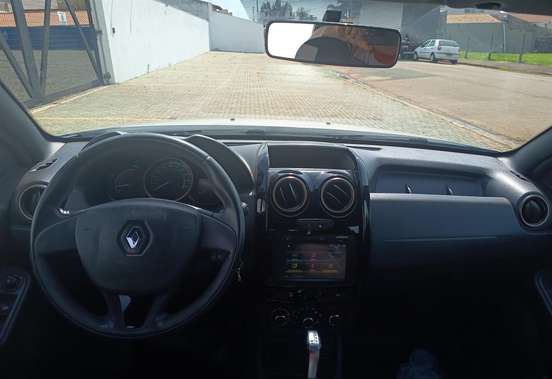RENAULT-DUSTER-2017