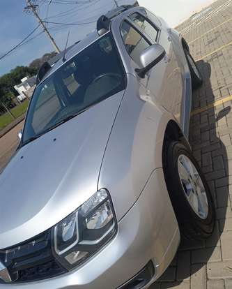 RENAULT-DUSTER-2017