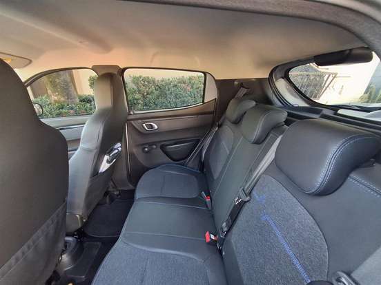 RENAULT-KWID-1.0 12V SCE FLEX INTENSE MANUAL RENAULT-KWID-2024