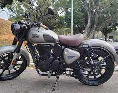 ROYAL ENFIELD CLASSIC 350 DARK ROYAL ENFIELD CLASSIC 350 DARK