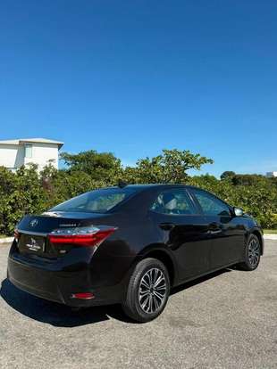 TOYOTA-COROLLA-2017