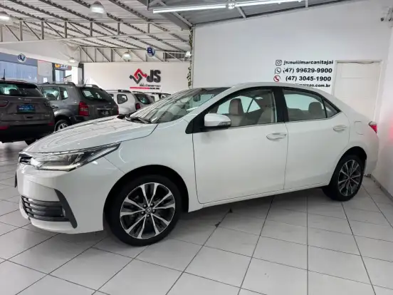 TOYOTA-COROLLA-2017