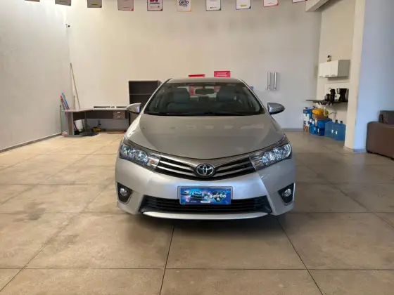 TOYOTA COROLLA 2.0 XEI 16V FLEX 4P AUTOMÁTICO TOYOTA COROLLA 2.0 XEI 16V FLEX 4P AUTOMÁTICO