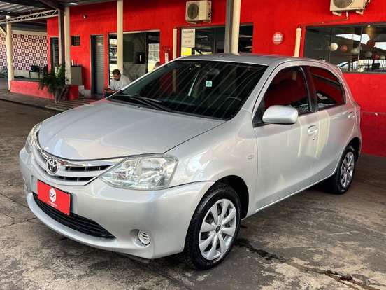 TOYOTA-ETIOS-1.3 XS 16V FLEX 4P MANUAL TOYOTA-ETIOS-2013