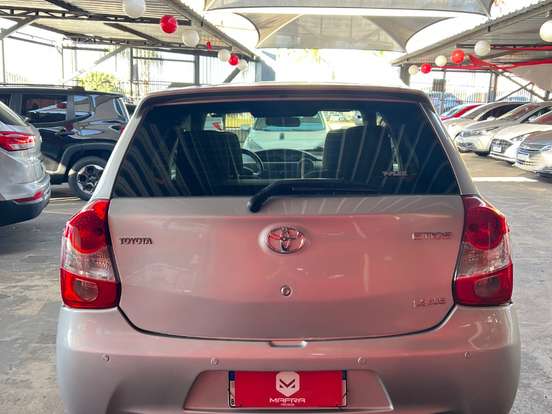 TOYOTA-ETIOS-1.3 XS 16V FLEX 4P MANUAL TOYOTA-ETIOS-2013