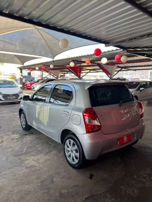 TOYOTA-ETIOS-2013