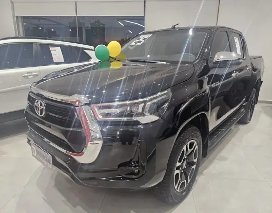 TOYOTA-HILUX-2024