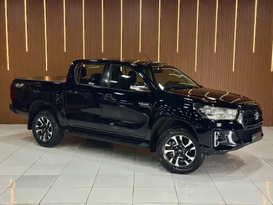 TOYOTA-HILUX-2016