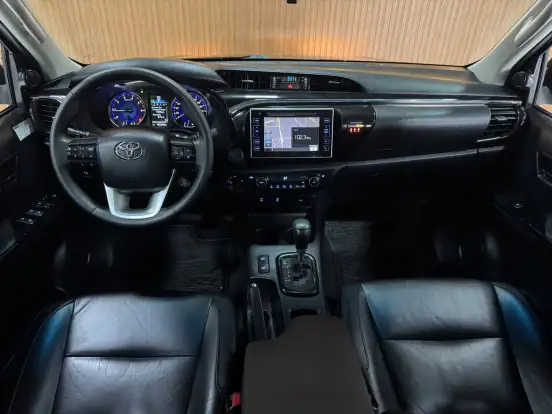 TOYOTA-HILUX-2.8 SRV 4X4 CD 16V DIESEL 4P AUTOMÁTICO TOYOTA-HILUX-2016