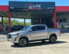 TOYOTA HILUX 2.8 D-4D TURBO DIESEL CD SRV 4X4 AUTOMÁTICO TOYOTA HILUX 2.8 D-4D TURBO DIESEL CD SRV 4X4 AUTOMÁTICO