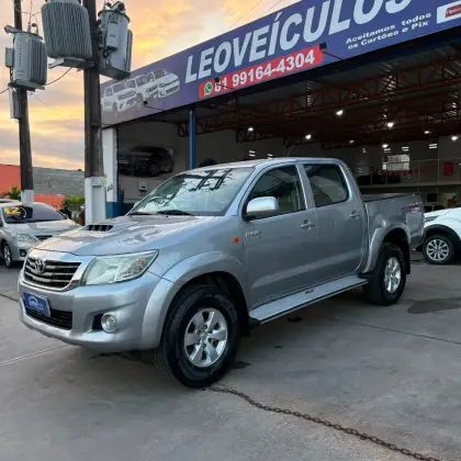 TOYOTA HILUX 3.0 SRV 4X4 CD 16V TURBO INTERCOOLER DIESEL 4P AUTOMÁTICO TOYOTA HILUX 3.0 SRV 4X4 CD 16V TURBO INTERCOOLER DIESEL 4P AUTOMÁTICO