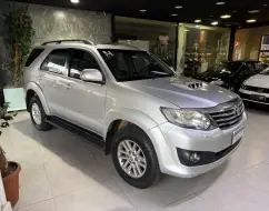 TOYOTA HILUX SW4 3.0 SRV 4X4 16V TURBO INTERCOOLER DIESEL 4P AUTOMÁTICO TOYOTA HILUX SW4 3.0 SRV 4X4 16V TURBO INTERCOOLER DIESEL 4P AUTOMÁTICO