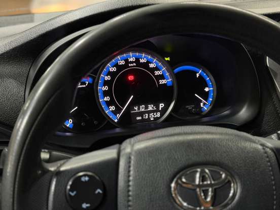 TOYOTA-YARIS-2020