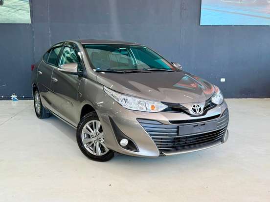 TOYOTA-YARIS-1.5 16V FLEX SEDAN XL PLUS TECH MULTIDRIVE TOYOTA-YARIS-2019