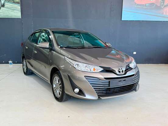 TOYOTA-YARIS-1.5 16V FLEX SEDAN XL PLUS TECH MULTIDRIVE TOYOTA-YARIS-2019
