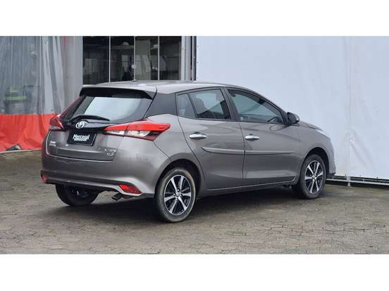 TOYOTA-YARIS-1.5 16V FLEX XLS MULTIDRIVE TOYOTA-YARIS-2018