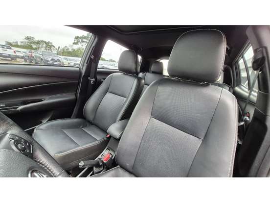TOYOTA-YARIS-2018