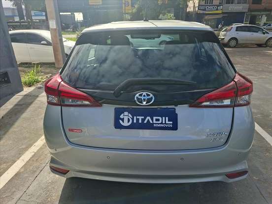 TOYOTA-YARIS-2023