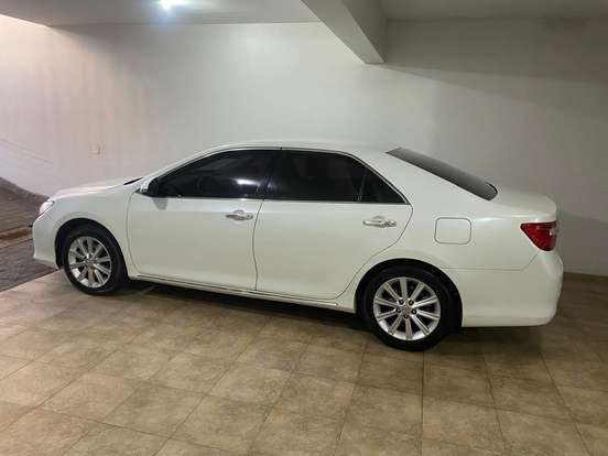 TOYOTA-CAMRY-2012